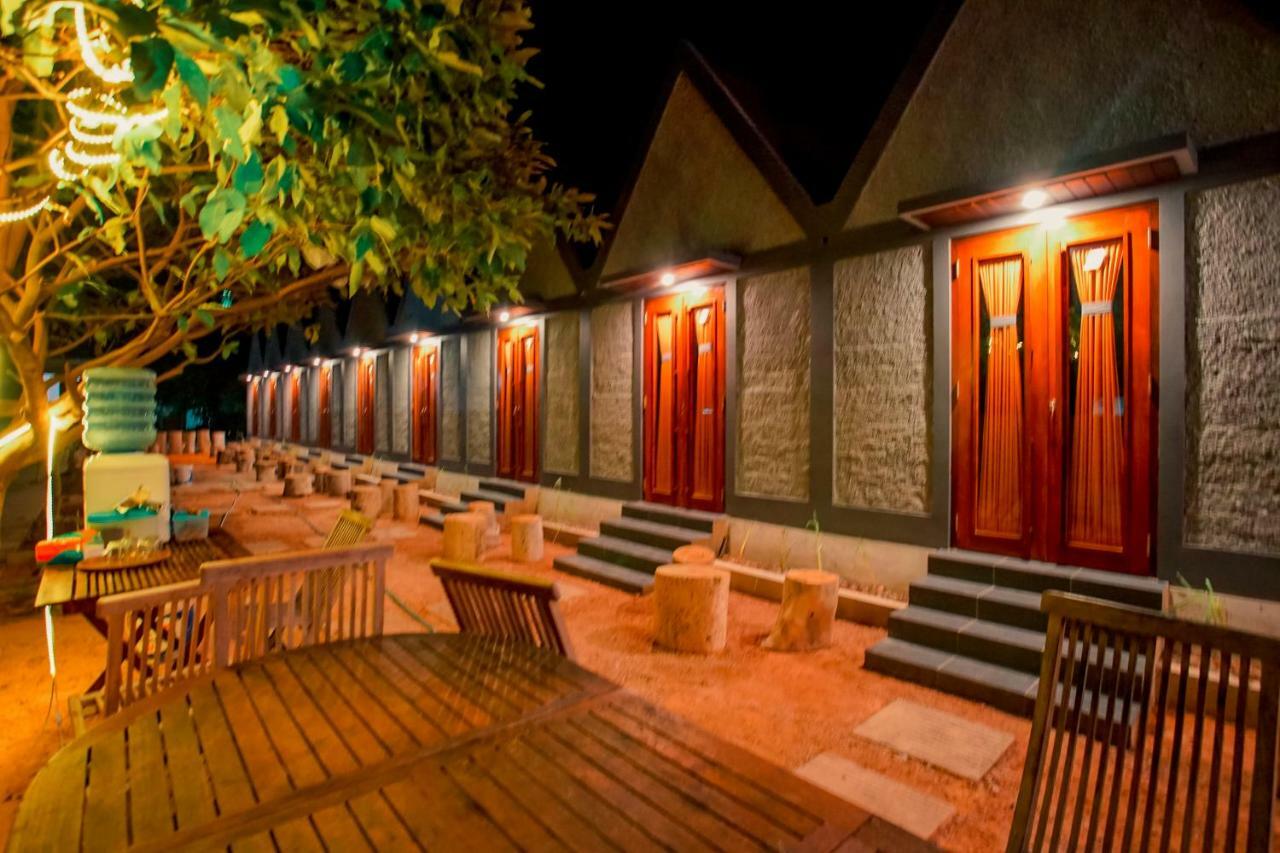 E2 Guest House Karimunjawa Exterior foto